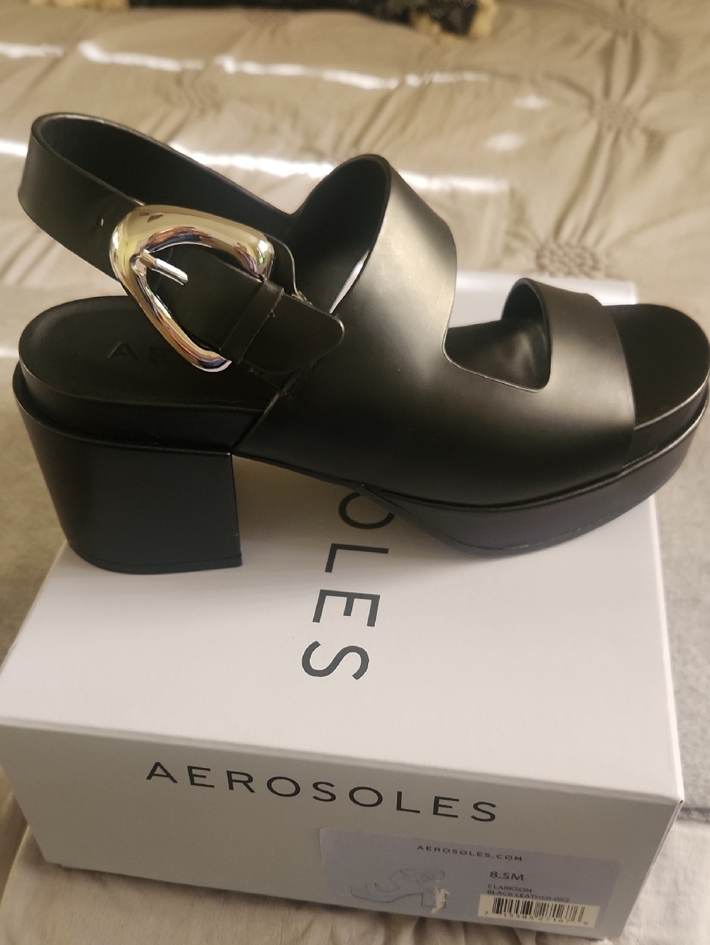 NWT Aerosoles Black Leather Platform Sandal